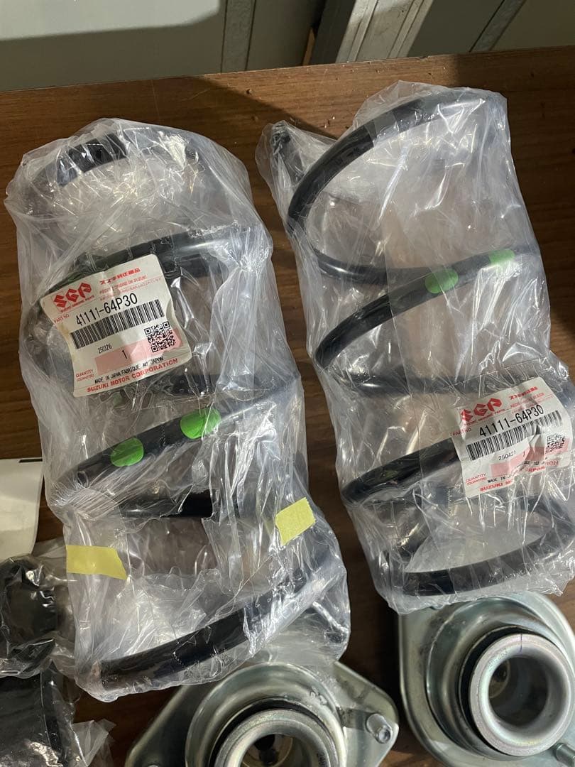 DA17V EVERY ショックアブソーバー＆スプリングセット