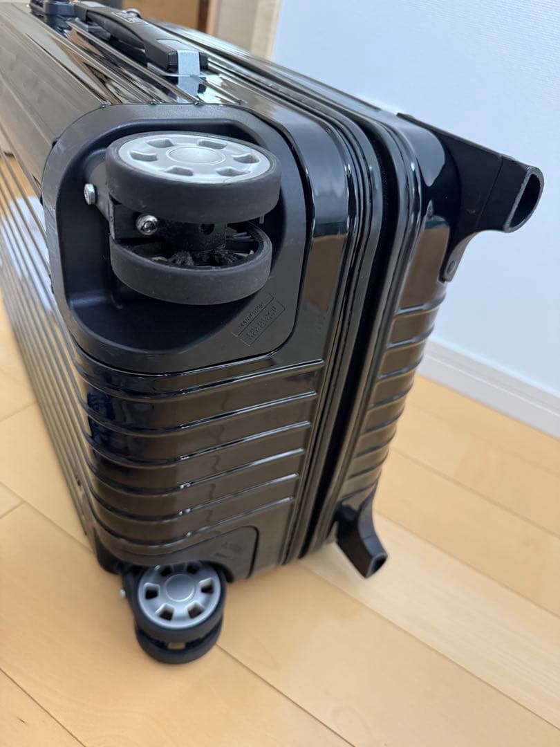 RIMOWA ブラック キャリーカート