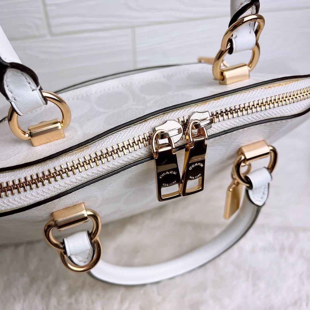 美品☆COACHコーチ 2wayショルダーバッグ ホワイト レザーゴールド金具.