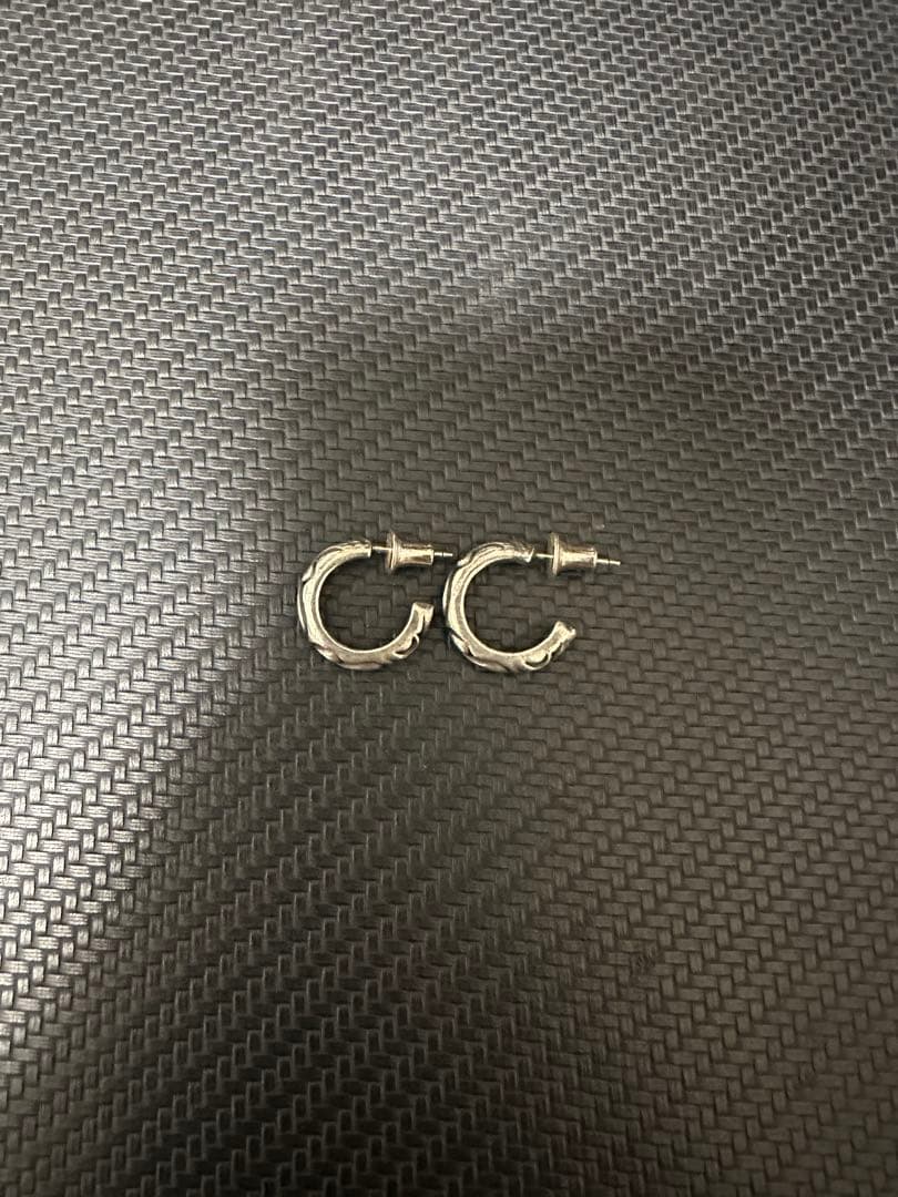Chrome Hearts クロムハーツ スクロール フープイヤリング ピアス