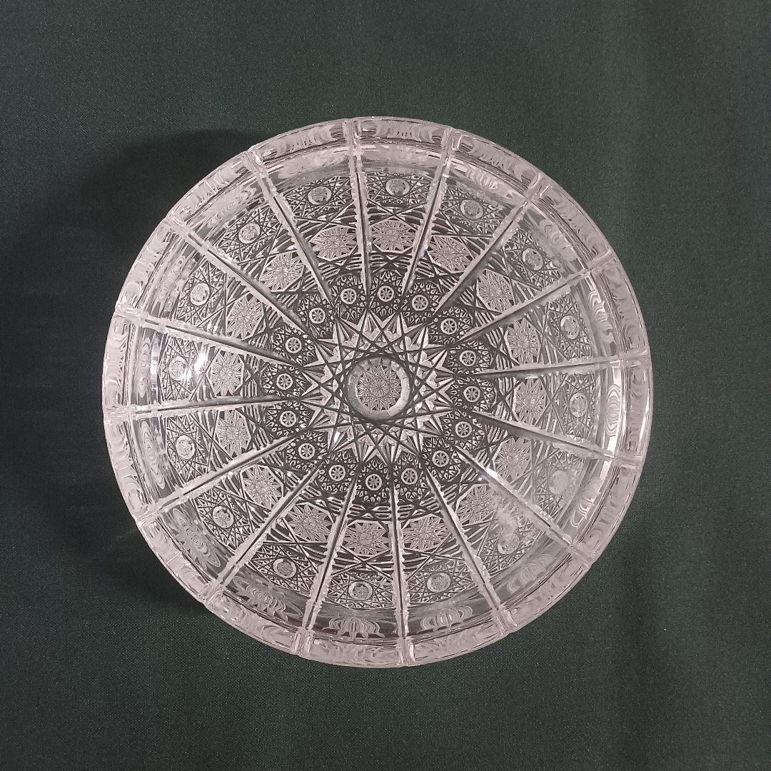 ボヘミア カット ガラス ボンボニエール キャンディーポット お菓子入れ