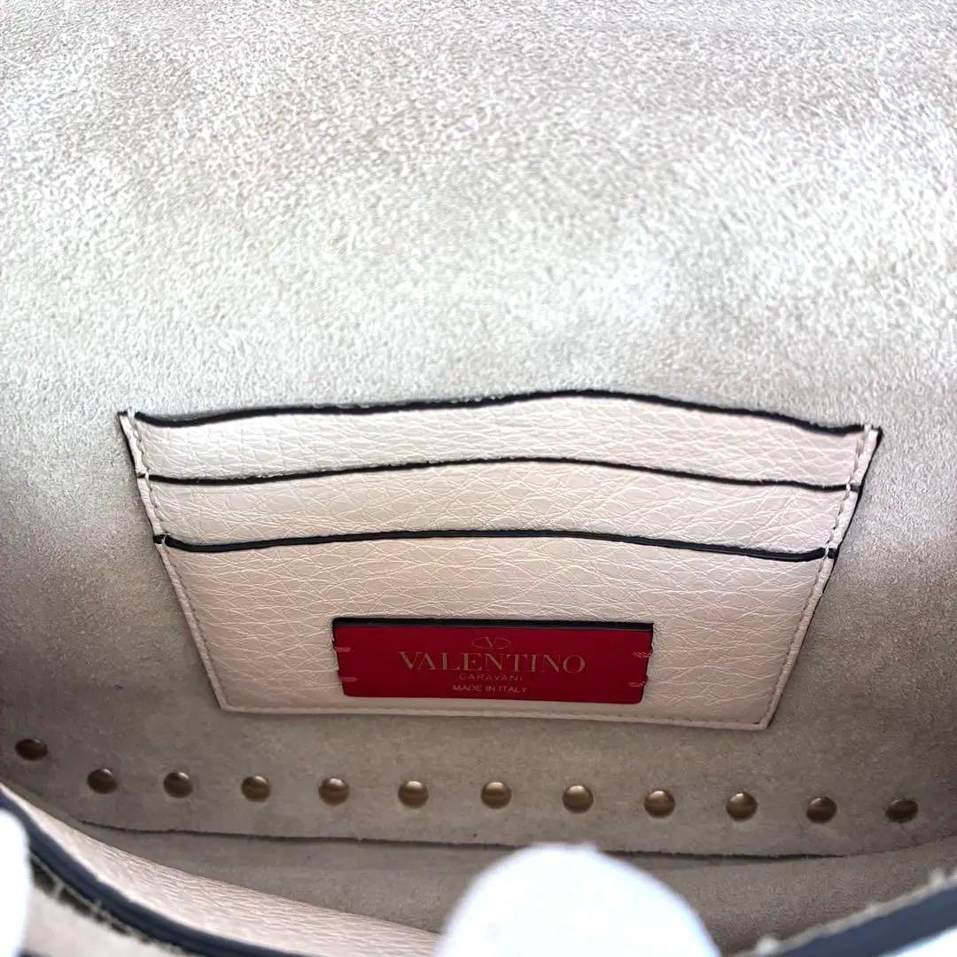 【正規品】【美品】【最終値下げ】 ヴァレンティノ　ロックスタッズ　バッグ