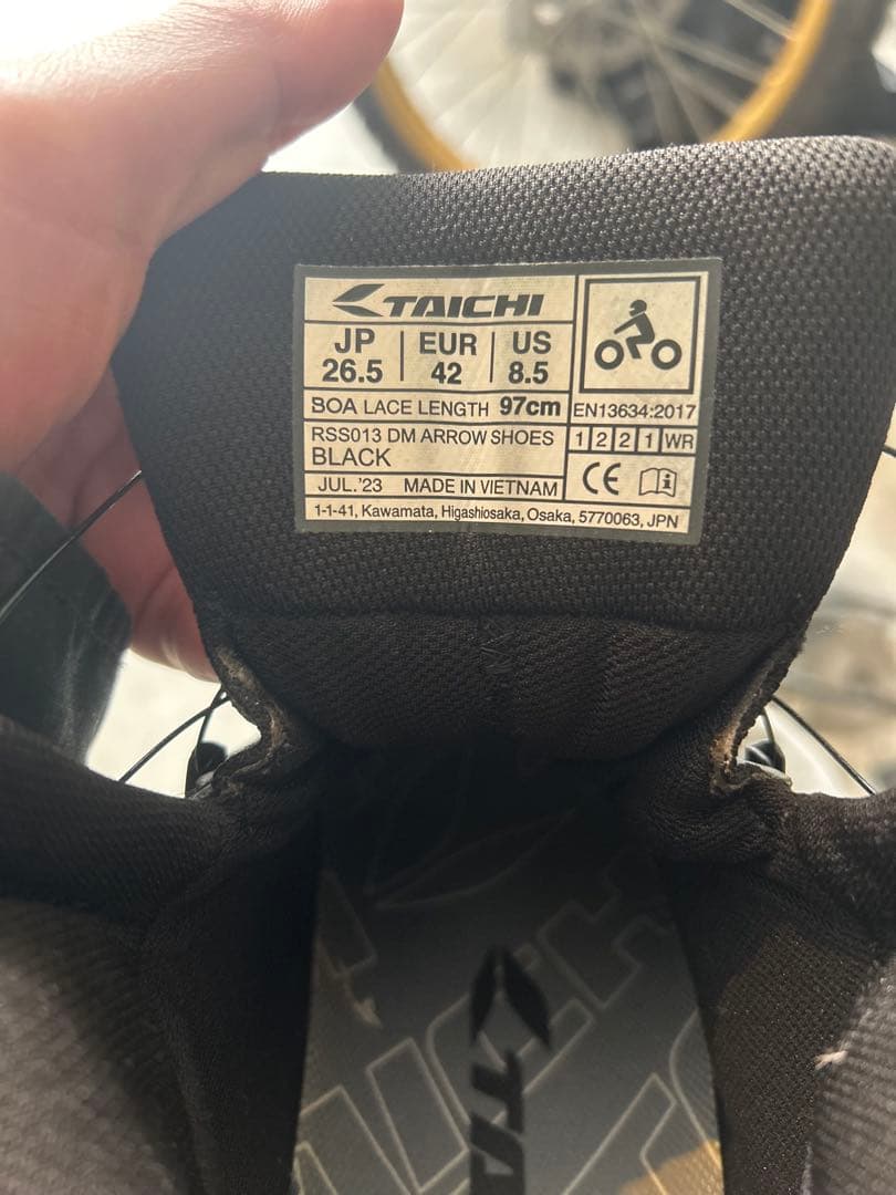 RSタイチ　シューズ