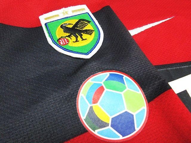 希少 鹿島アントラーズ 2008 ユニフォーム 内田篤人 背番号2 X