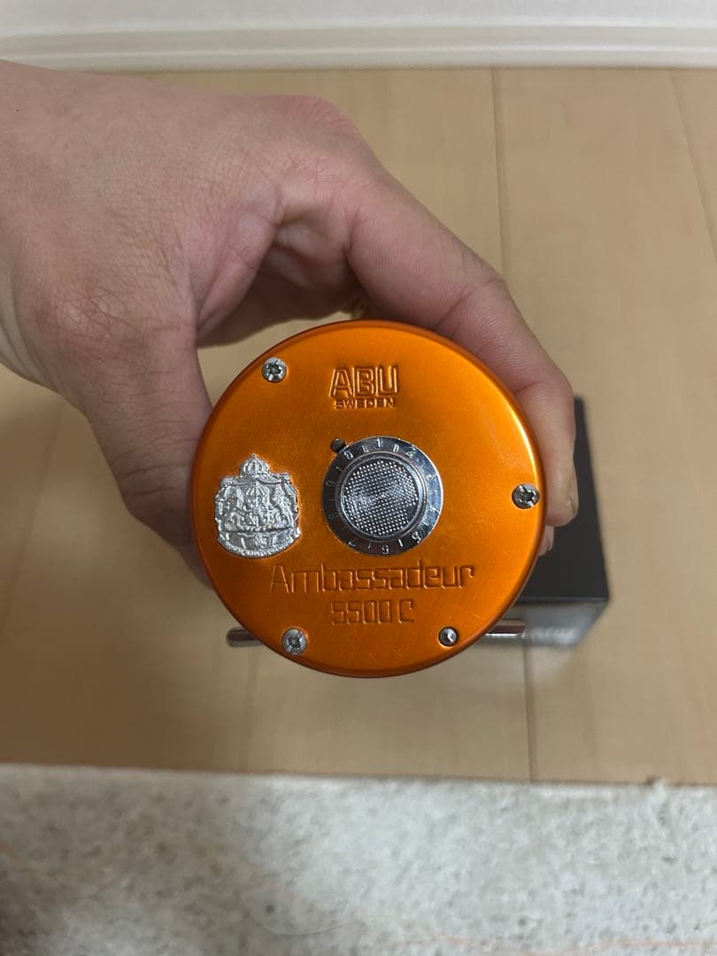 アブガルシア　アンバサダー　5500c サンセットオレンジ