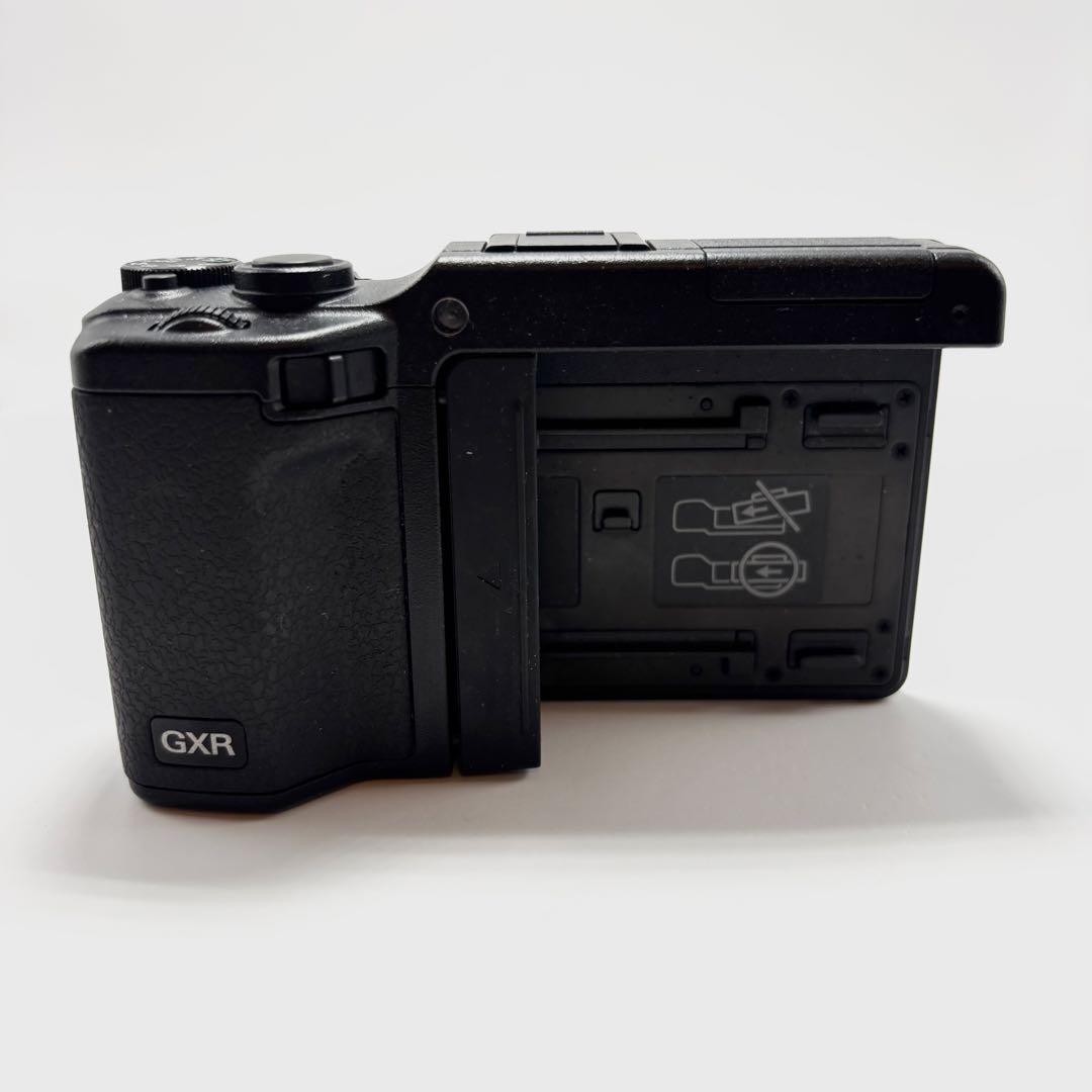 【美品】RICOH GXR ボディ コンパクトデジタルカメラ