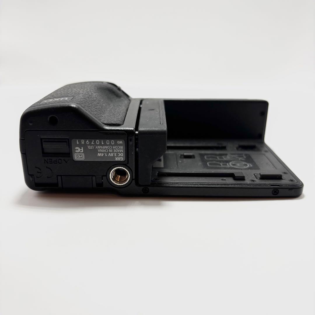 【美品】RICOH GXR ボディ コンパクトデジタルカメラ