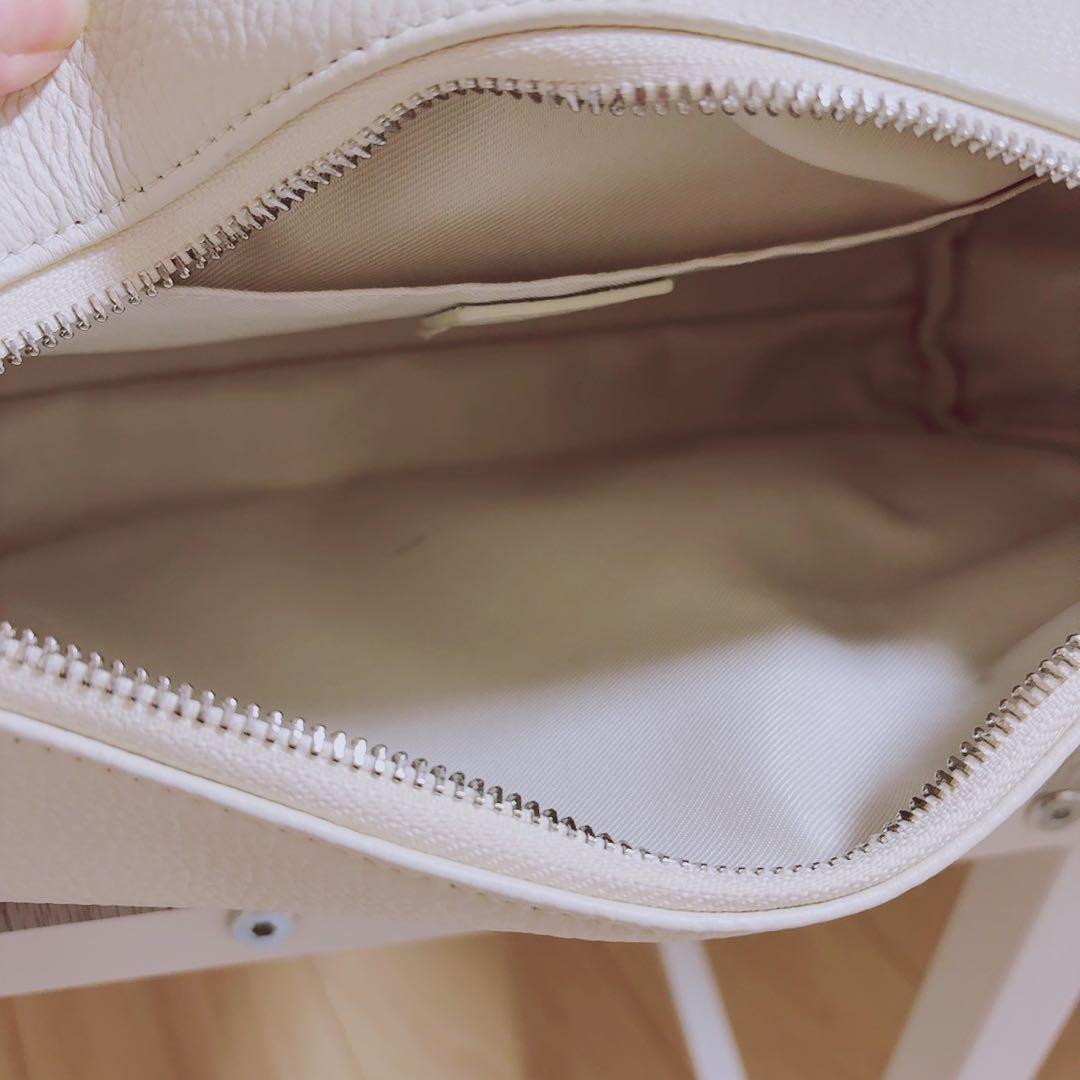 BEARDSLEY 本革レザーボディバッグ