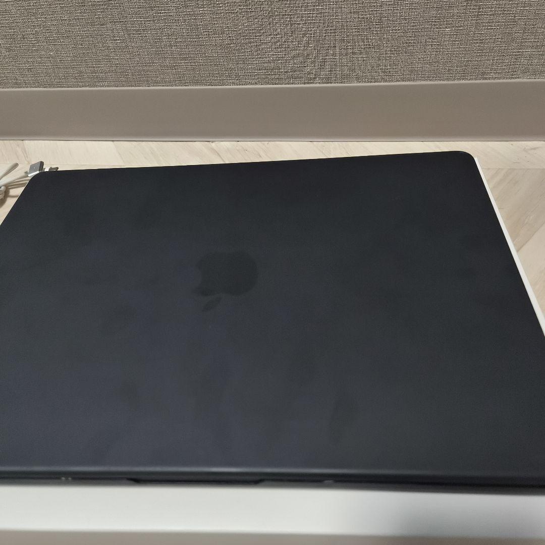 Macbook pro M1 16GB 14インチ 512GB 96%