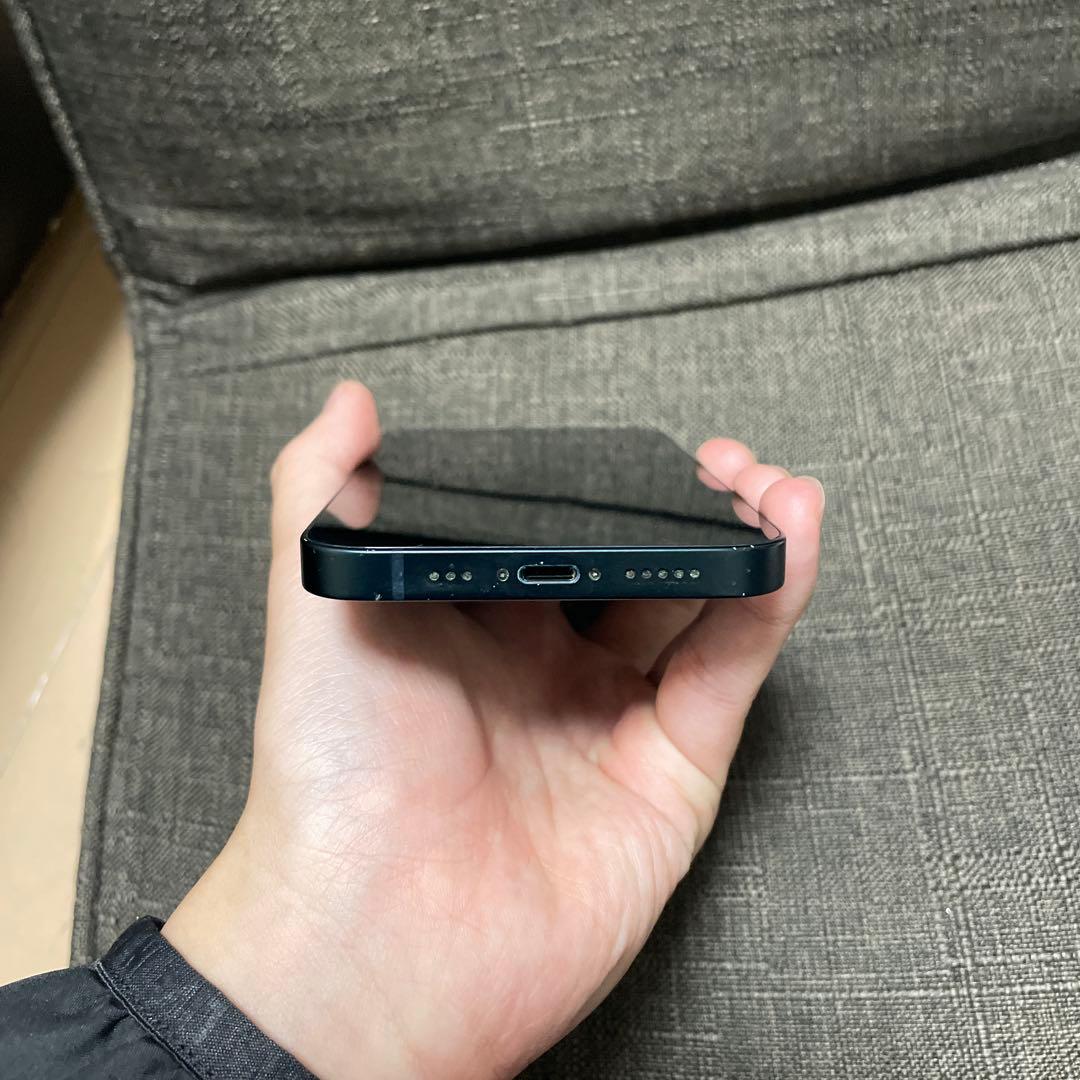 美品 iPhone 13 128GB simフリー ミッドナイト