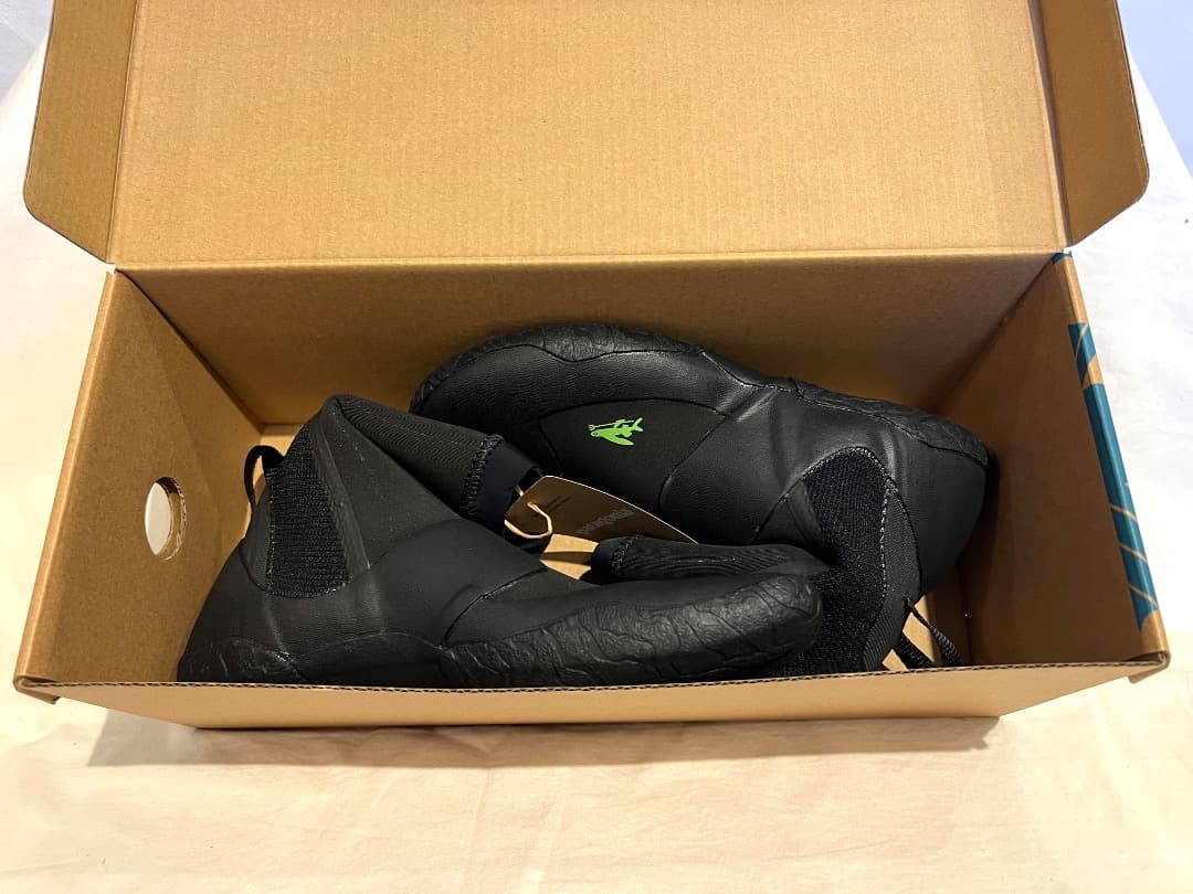 新品 PATAGONIA パタゴニア R2 ユーレックス・ブーツ 26cm