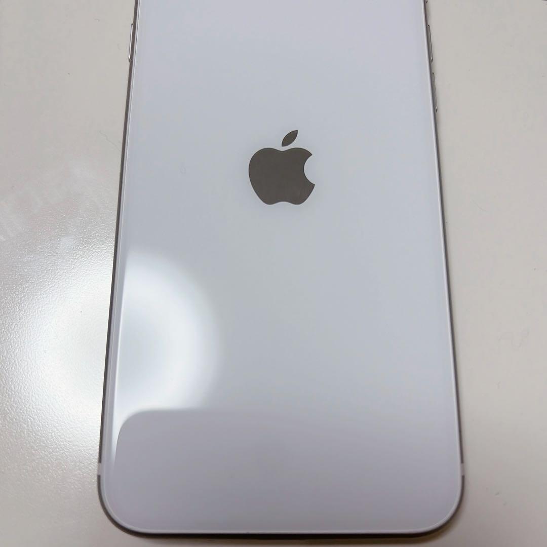 Apple iPhone SE 第2世代 128GB ホワイト　SIMフリー