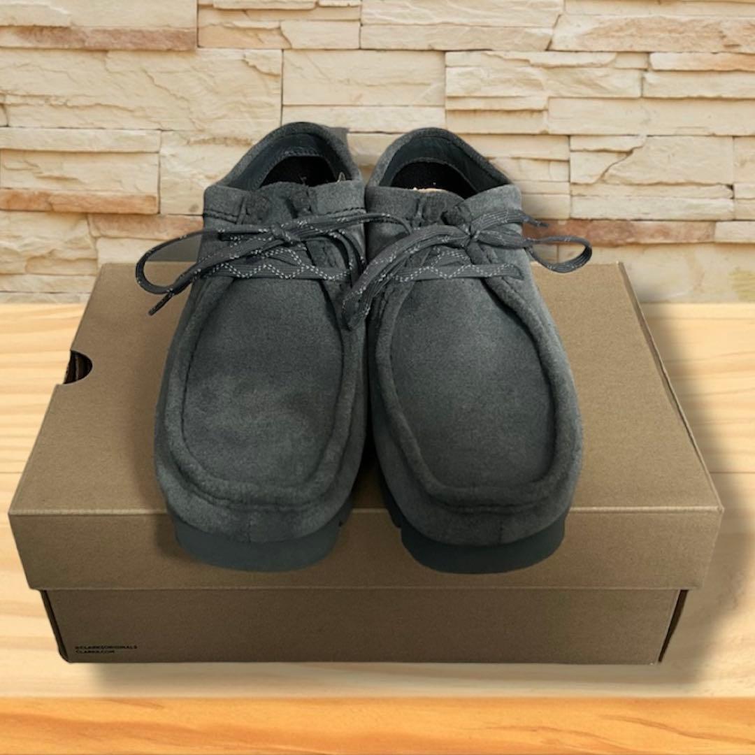 靴 CLARKS WALLABEE GTX BLUE/GREY SUEDE