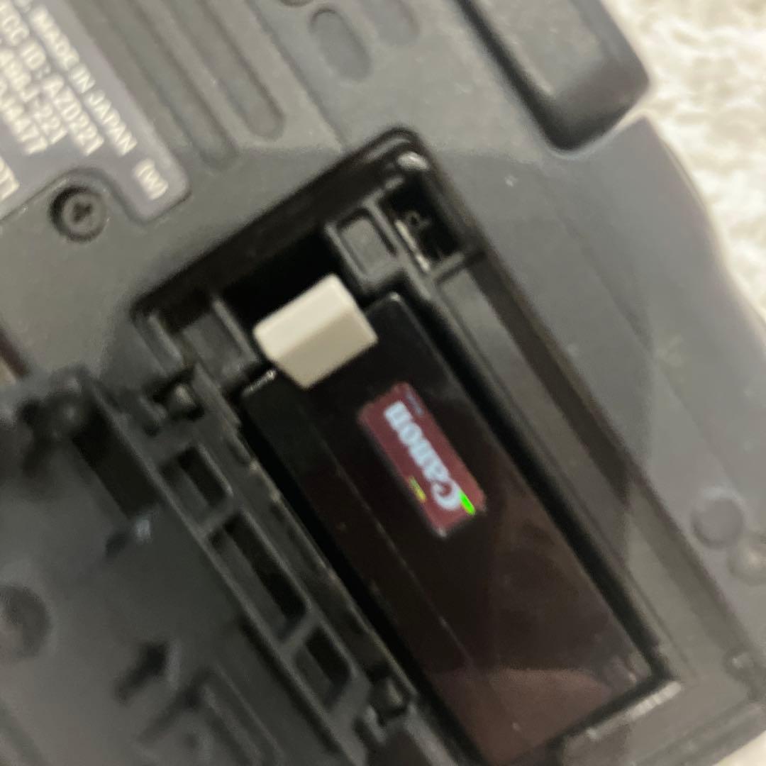 Canon EOS Kiss X8i レンズ2本セット