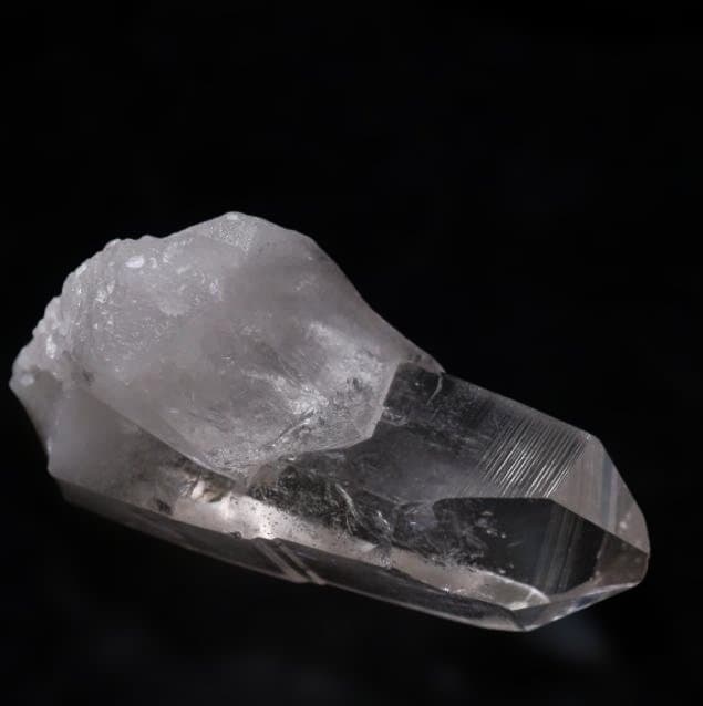 レムリアンシード水晶ポイント 高品質 　カブラル産