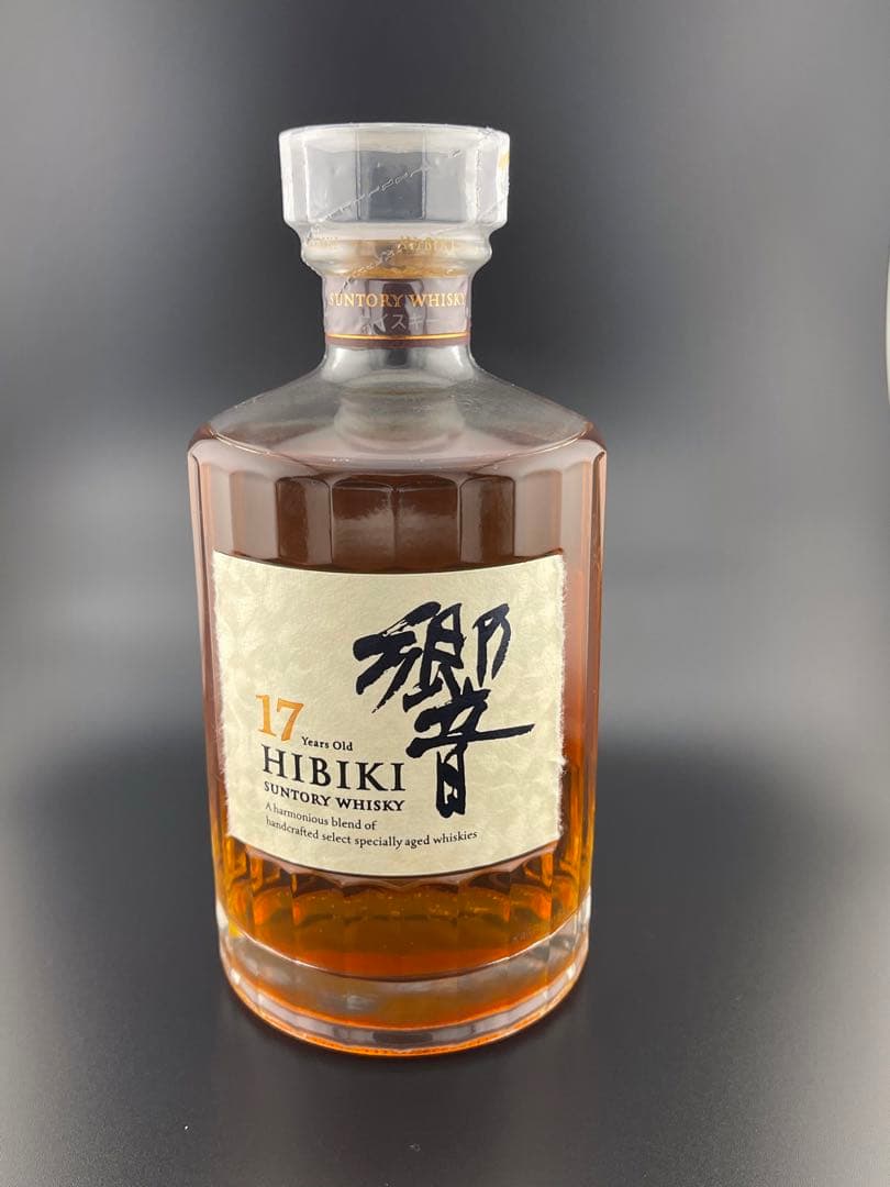 サントリー 響 17年 700ml ①