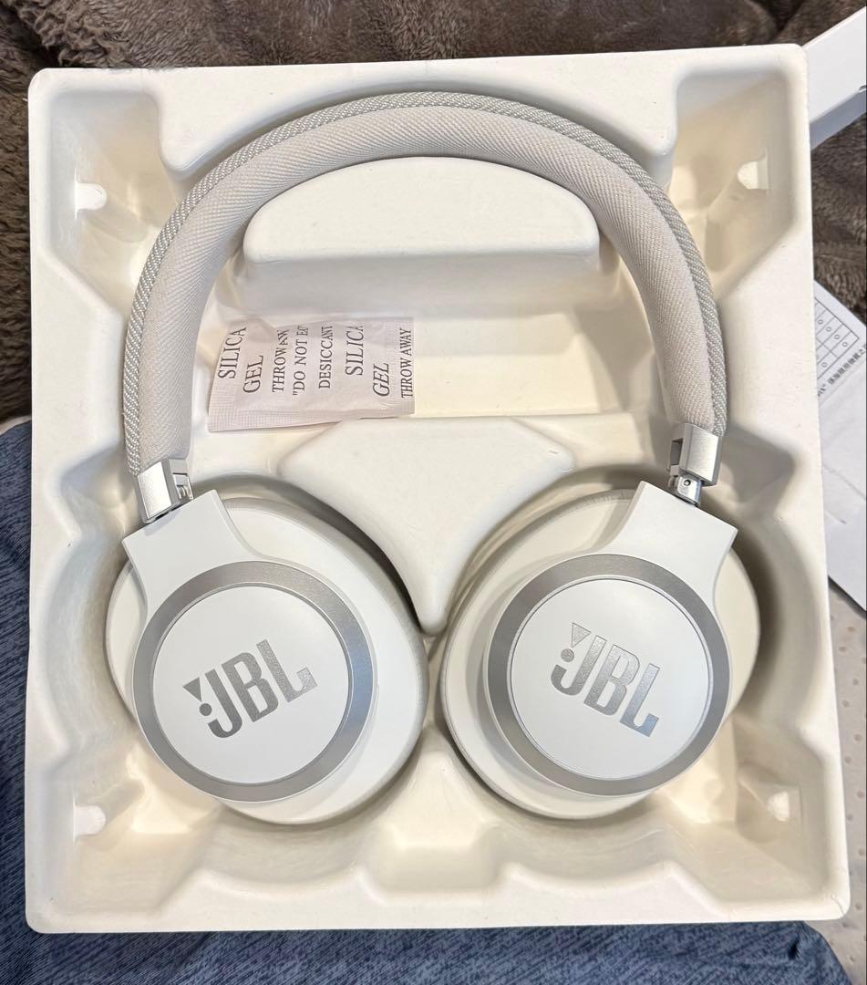 JBL LIVE 770NC ワイヤレスヘッドホン ホワイト