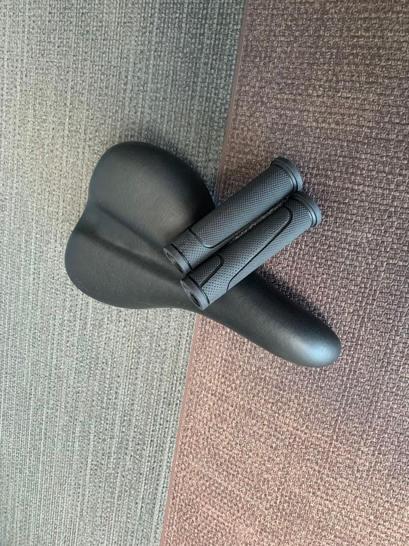 【直接引渡しも可】GIANT ESCAPE R3 2018 クロスバイク XS