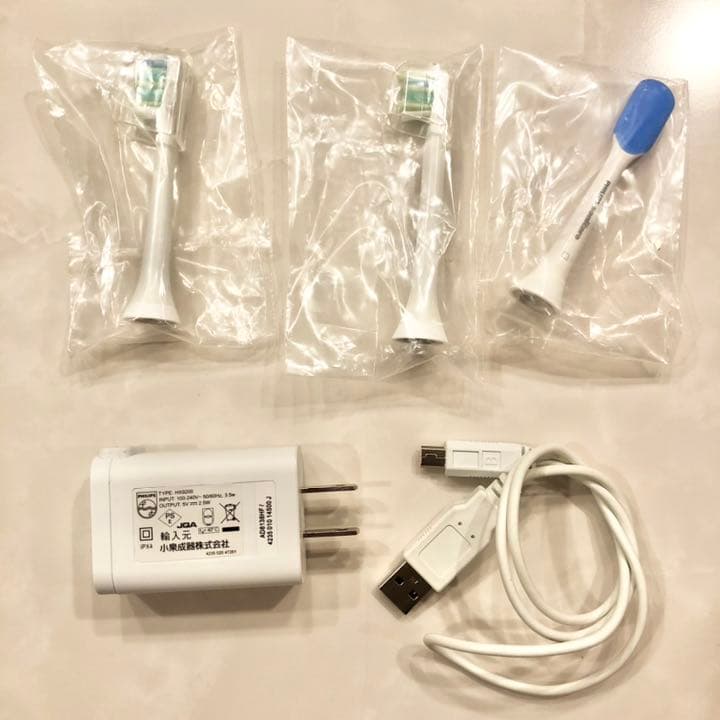 フィリップス　ソニッケアー　ダイヤモンドクリーン　ピンク　新品未使用　舌磨き付属