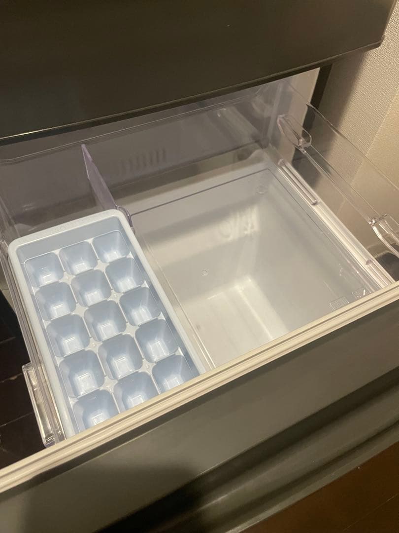 三菱冷凍冷蔵庫　MR-P15H-H 2022年製　一人暮らし　単身用