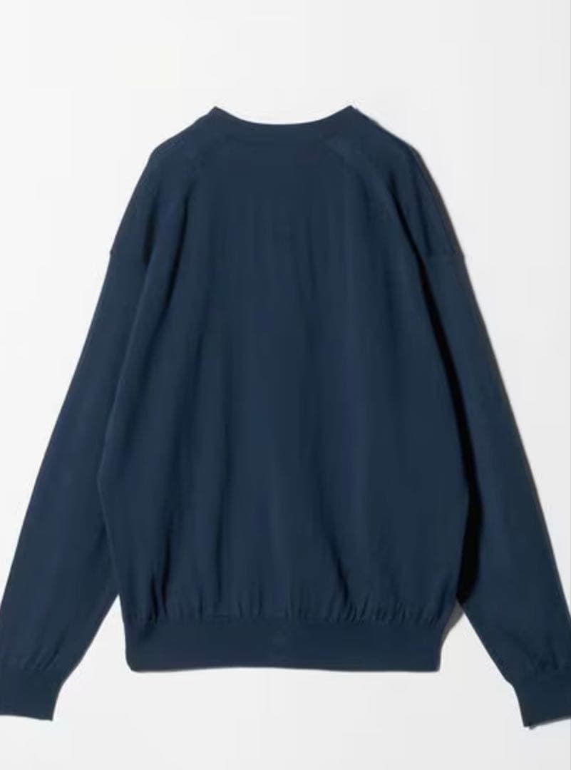 vネック　カーディガン