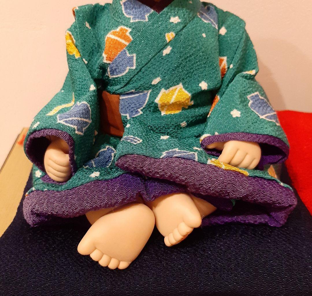 童人形　男の子　女の子　ガラスケース付き　お座り抱き人形　日本人形