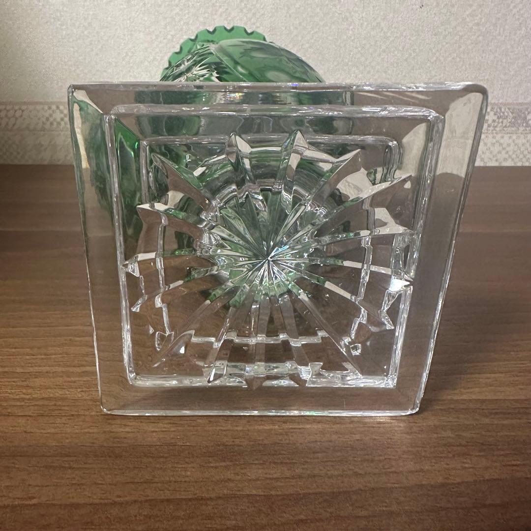 POLONIA ポロニア 緑色 クリスタルガラス フラワーベース 花瓶
