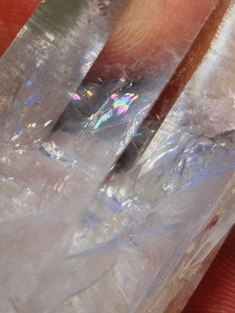 虹入り‼️ヒマラヤのレムリアン水晶 マカルー産