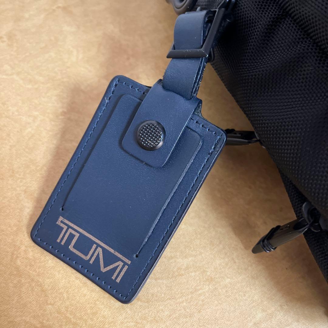 TUMI トゥミビジネス3wayバッグ 伊勢丹別注ブラック×ネイビー