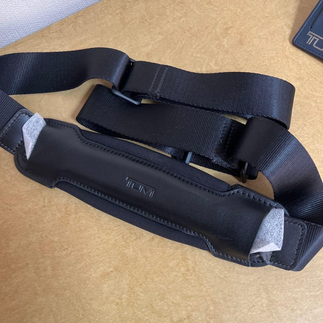 TUMI トゥミビジネス3wayバッグ 伊勢丹別注ブラック×ネイビー