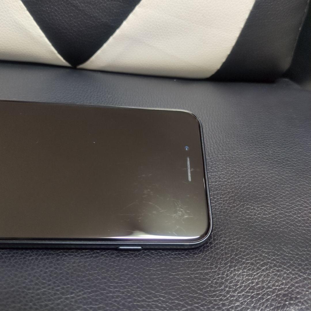 66 iPhone　se3 第3世代　64gb SIMフリー　黒　ブラック 訳