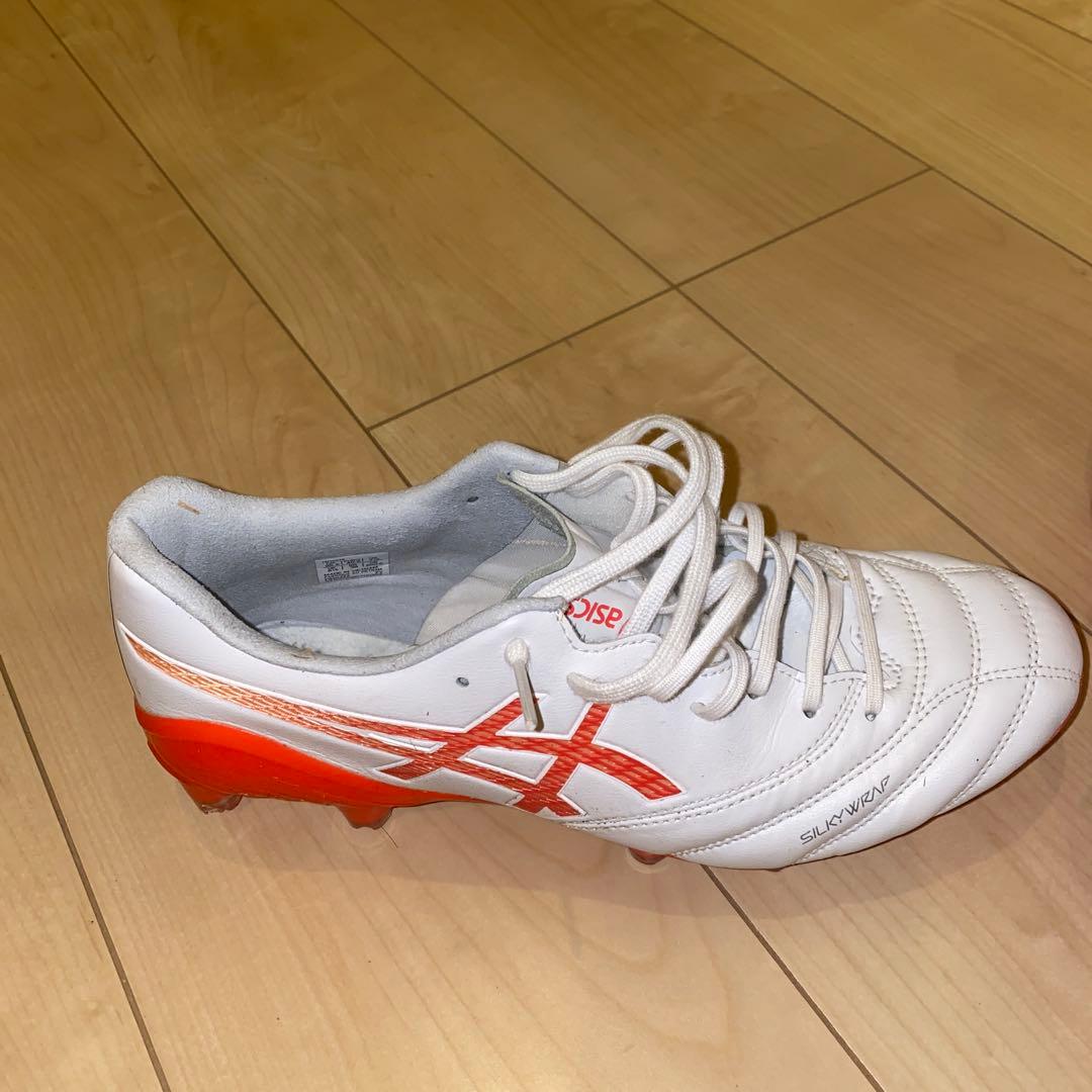 DS LIGHT X-FLY 6 アシックスサッカースパイク