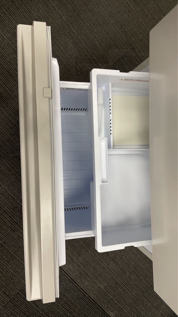 ★展示品！三菱電機 MR-CX33KL-W 3ドア冷蔵庫 CXシリーズ2024年