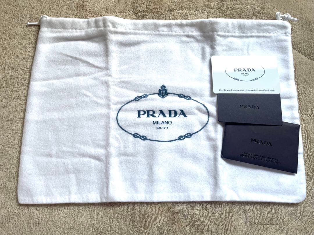★ST★PRADA プラダ ボディバッグ 1BL010 ナイロン