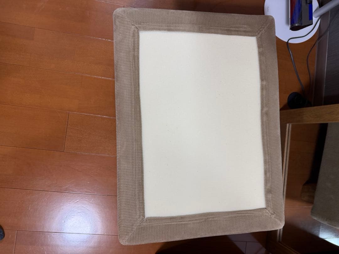 unico greig オットマン　キャメル