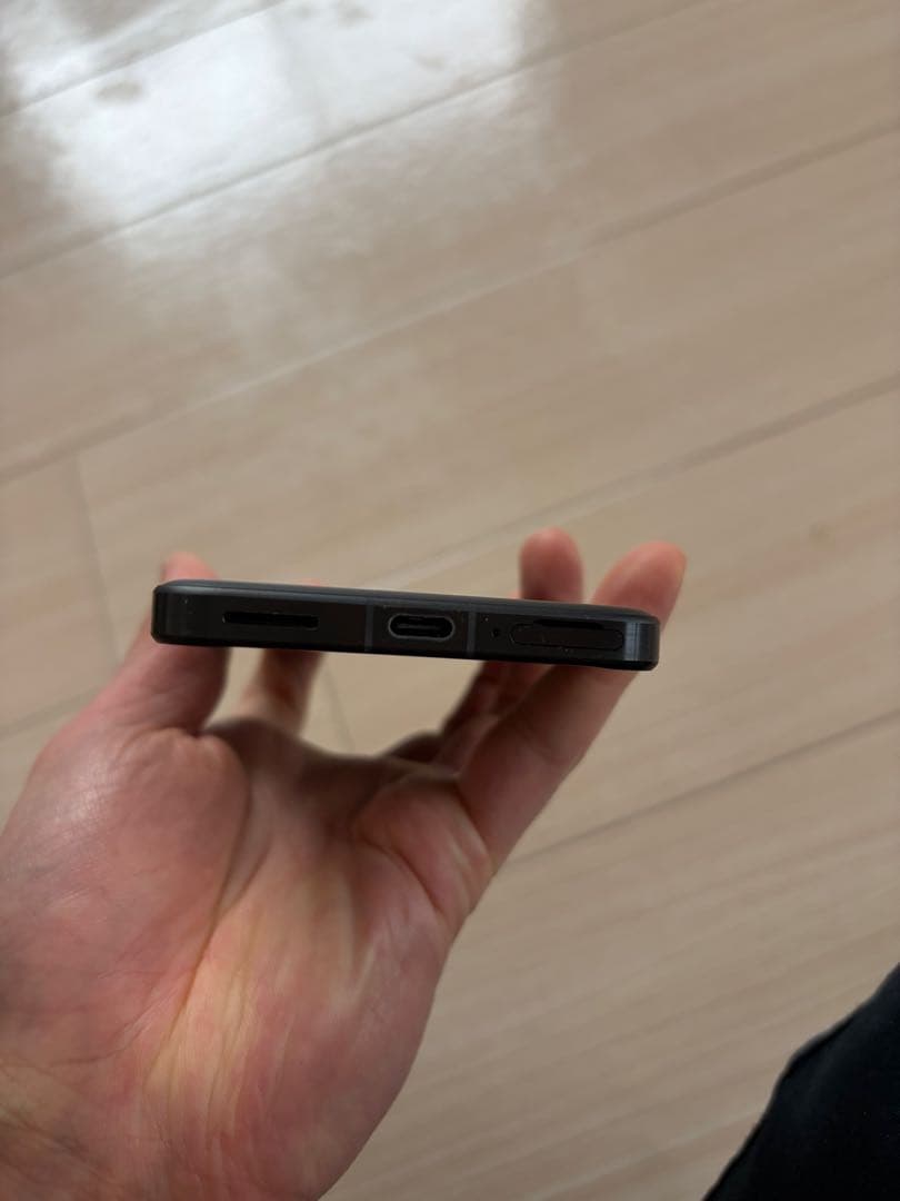 スマートフォン本体 Arrow alfa