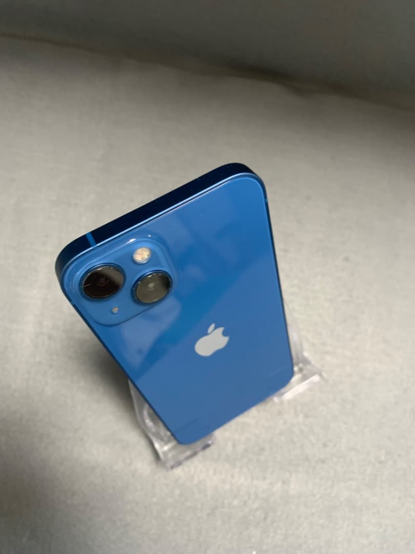 美品 国内版 SIMフリー iPhone13 256GB ブルー色