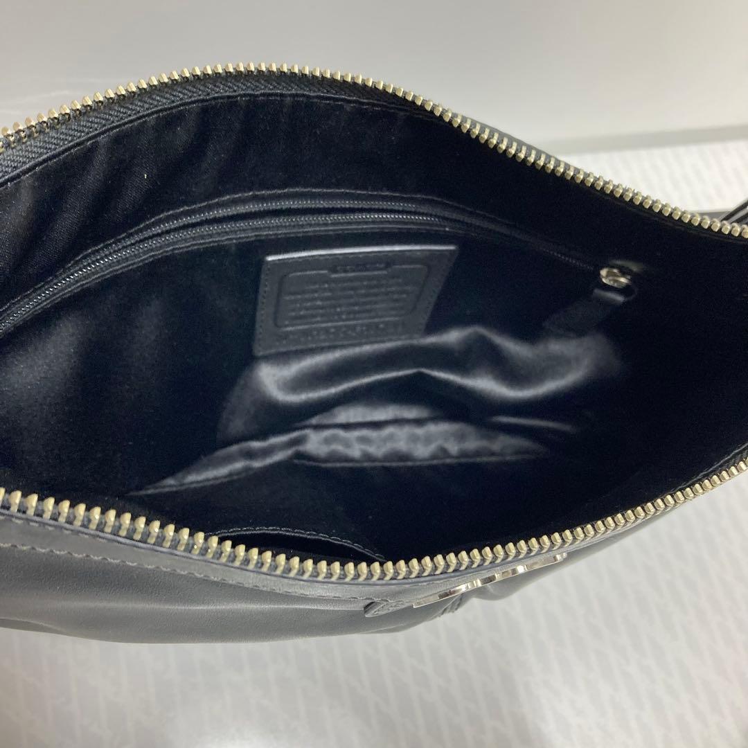 COACH ショルダーバッグ　ブラック　ボート型　 レザー　ハンドバッグ　斜め掛
