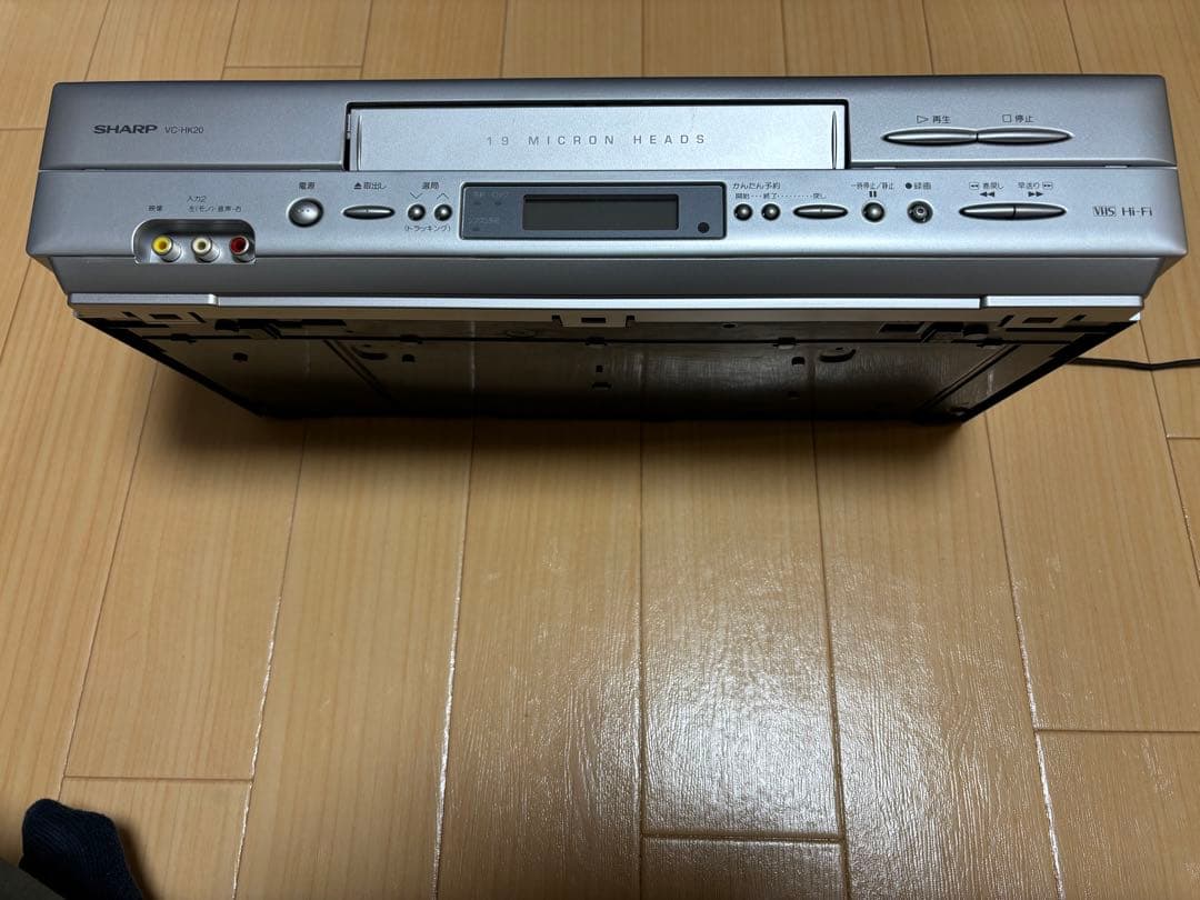 SHARP　VHSビデオデッキ　VC−HK20