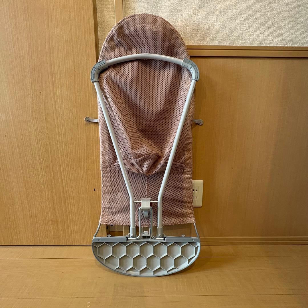 ベビービョルンバウンサーブリス メッシュ　ダスティーピンク