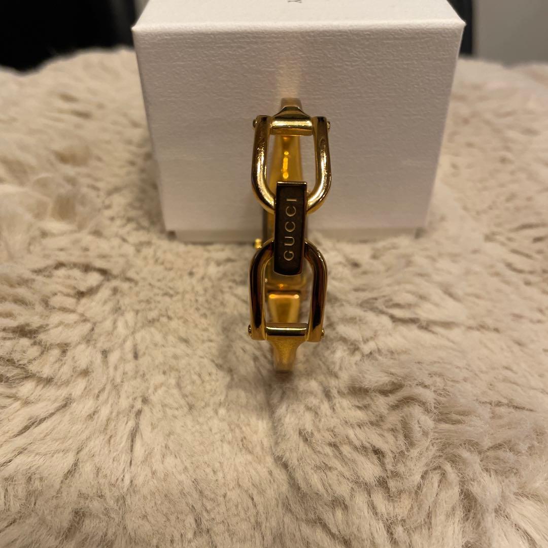 GUCCI ゴールド ブレスレット時計