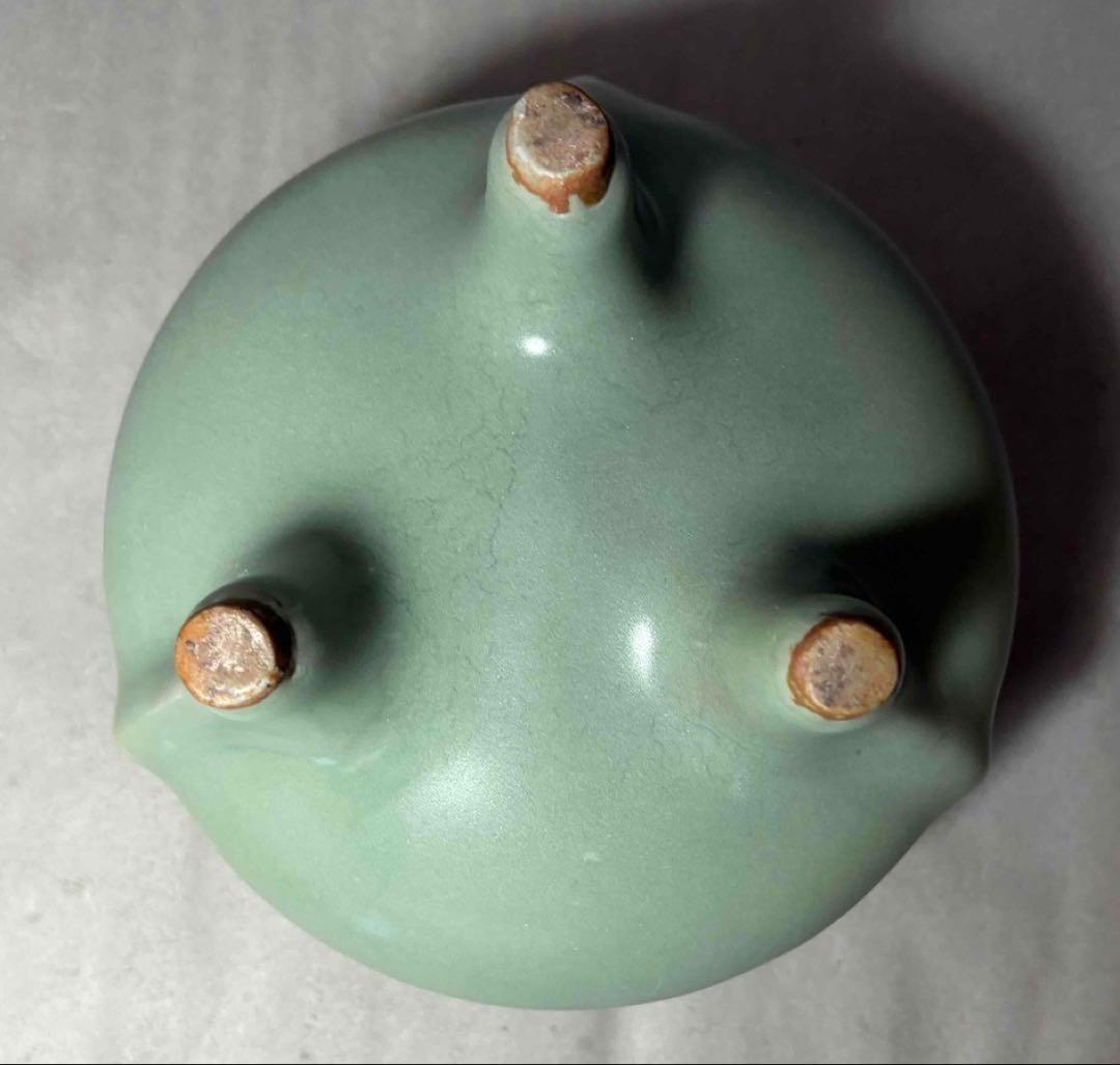 中国 青磁三つ足炉　f2251126