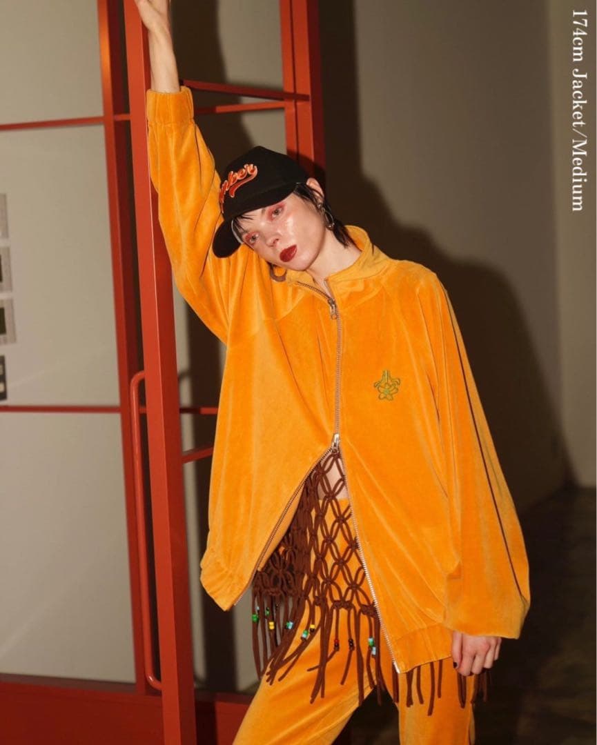 【完売商品】ベロアパイルドライバーズジャケット｜マリーゴールド