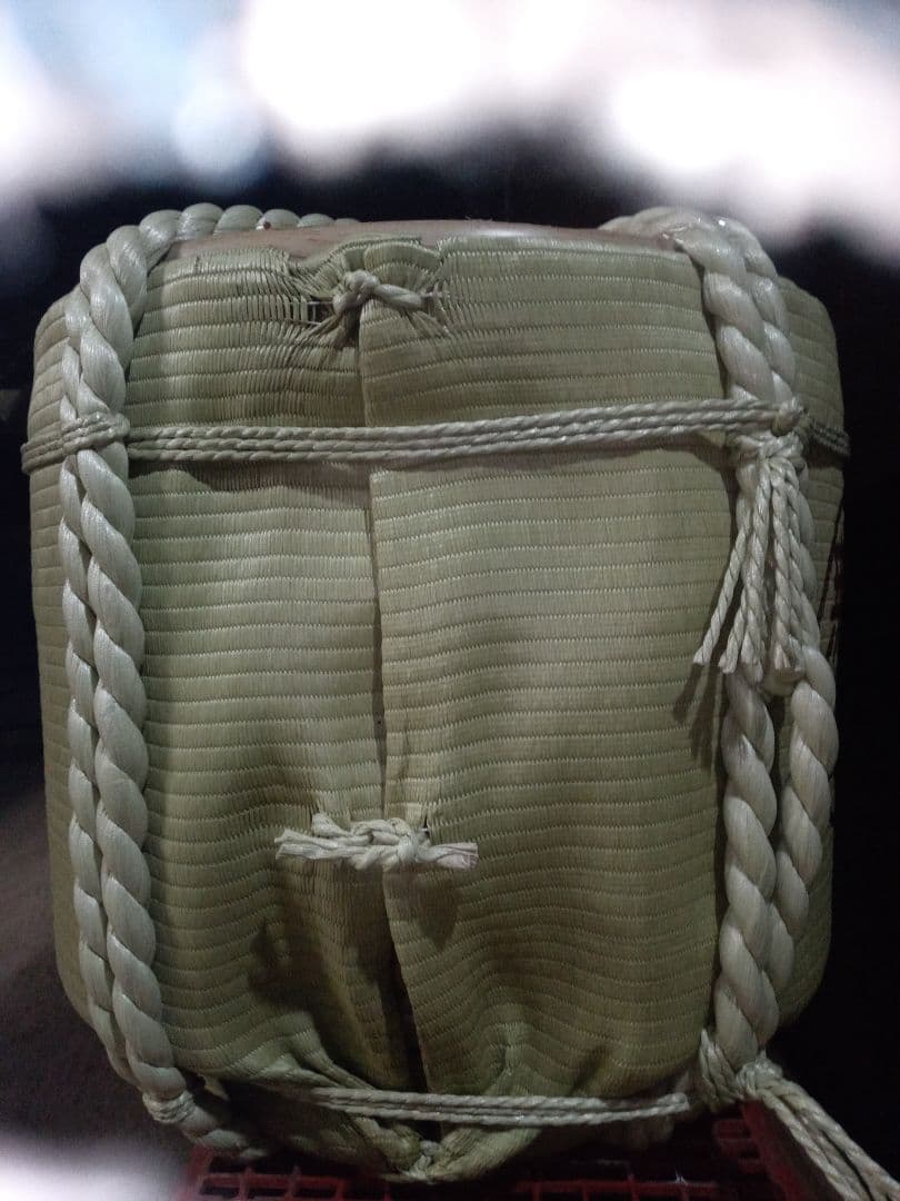 日本心（やまとごころ）武田酒造　四斗樽（空樽）容器 72L用