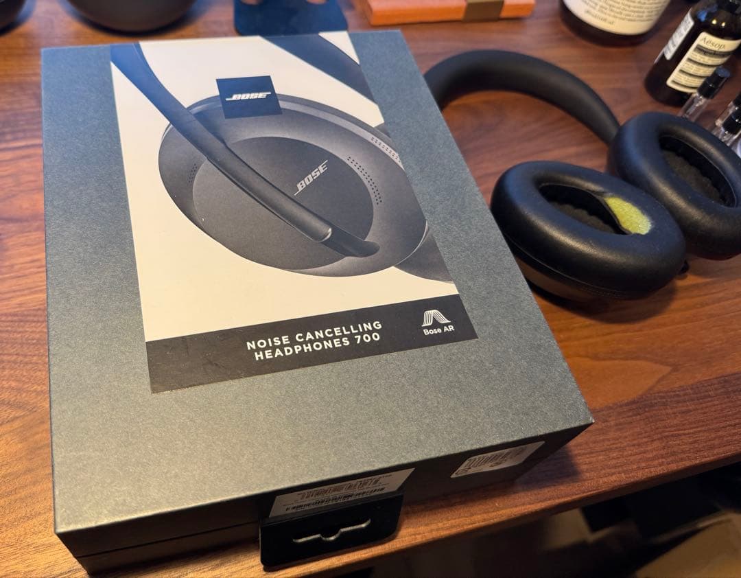 BOSE NC700 Noise Cancellingヘッドホン