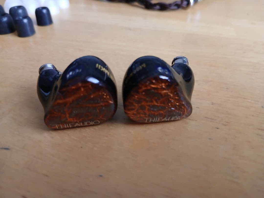 イヤホン THIEAUDIO Monarch MKII