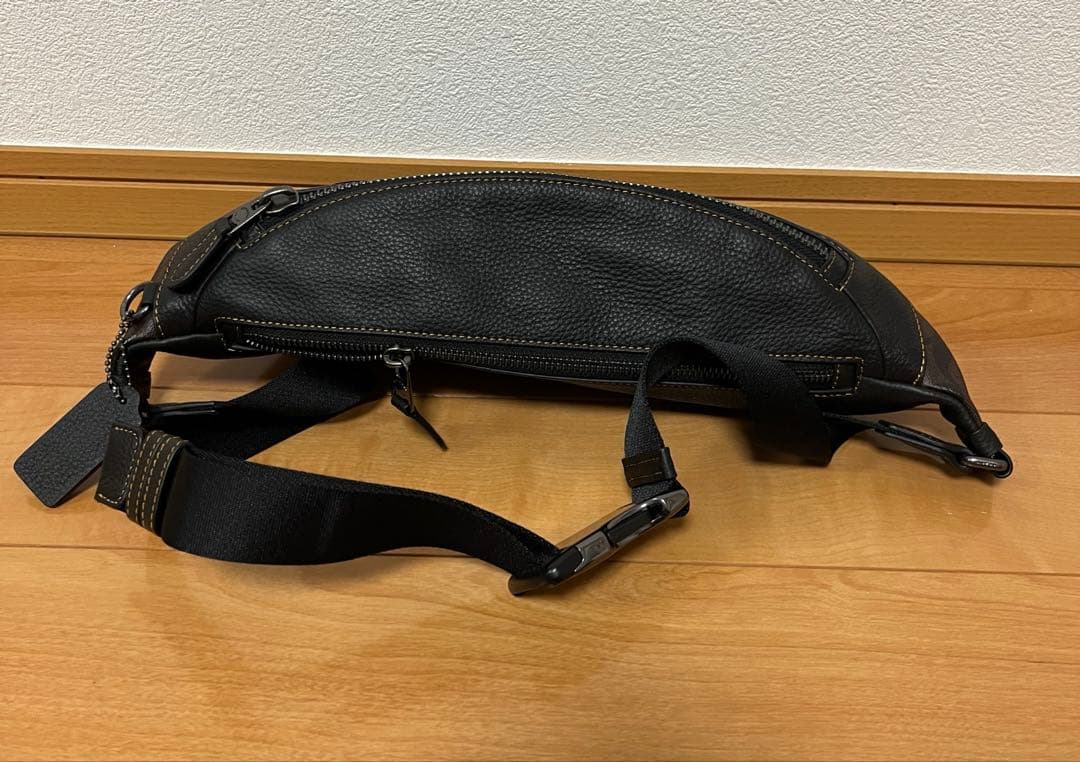 美品 COACH ボディバッグ ウォーレン クリーチャー コーチ