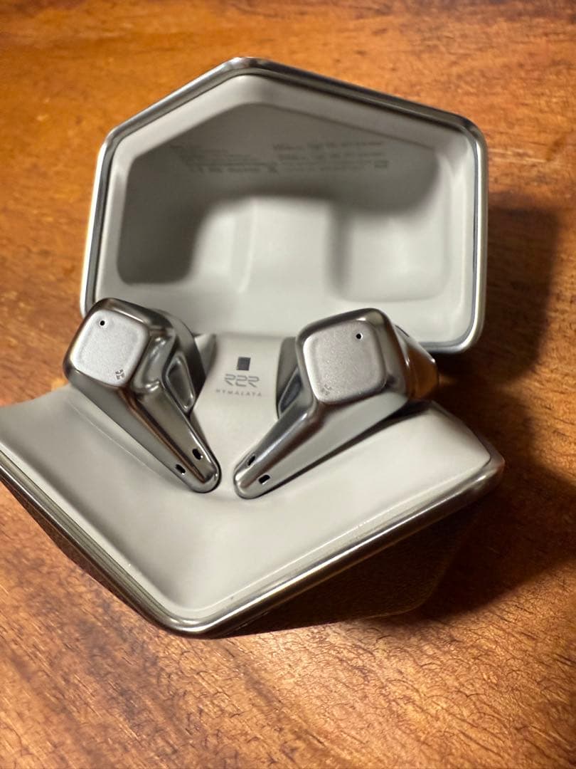 イヤホン HIFIMAN Svanar Wireless