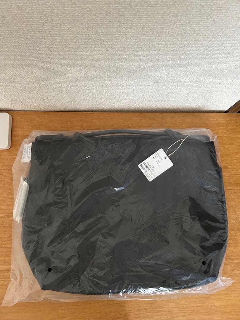 【新品未開封】イアパピヨネ樹脂パーツワンハンドルバッグセレモニー通勤