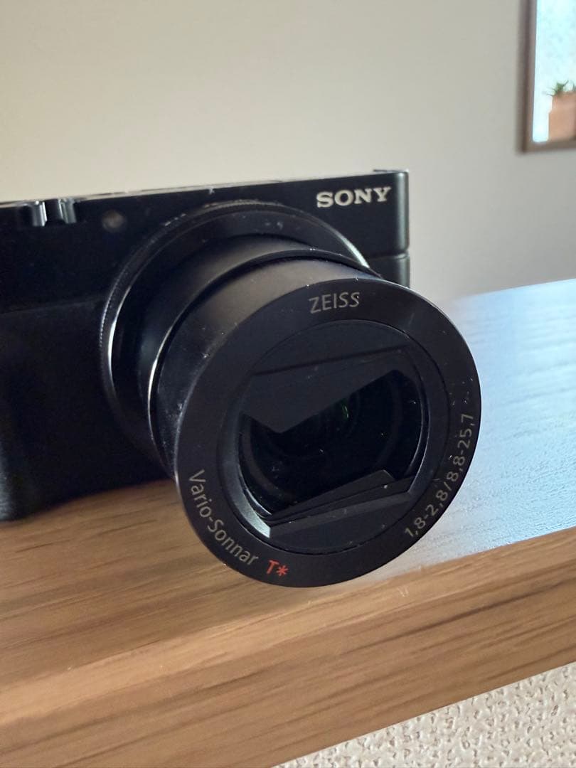 デジタルカメラ SONY Cyber-shot DSC-RX100M3